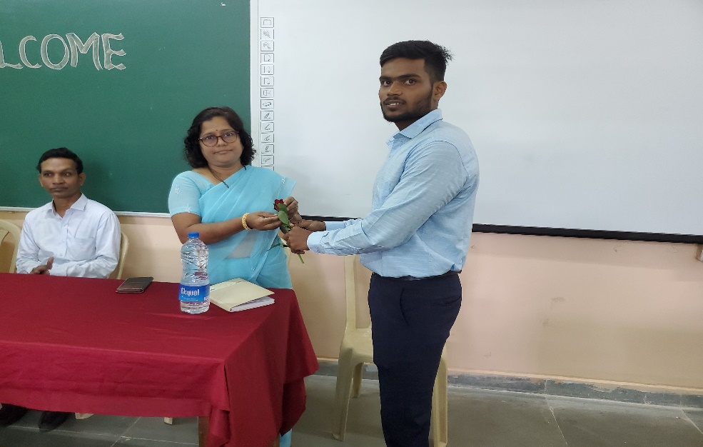 F:\Harshada Jadhav\Events PESA 2021-22\Guest Lect\Guest Lect - 2 (16 june 22)\Photos\20220616_105200.jpg