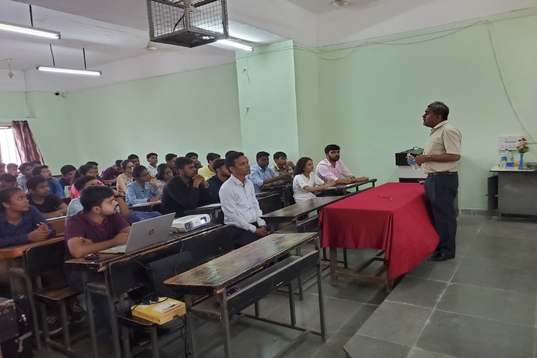 F:\Harshada Jadhav\Events PESA 2021-22\Guest Lect\Guest Lect - 2 (16 june 22)\Photos\20220616_113111.jpg